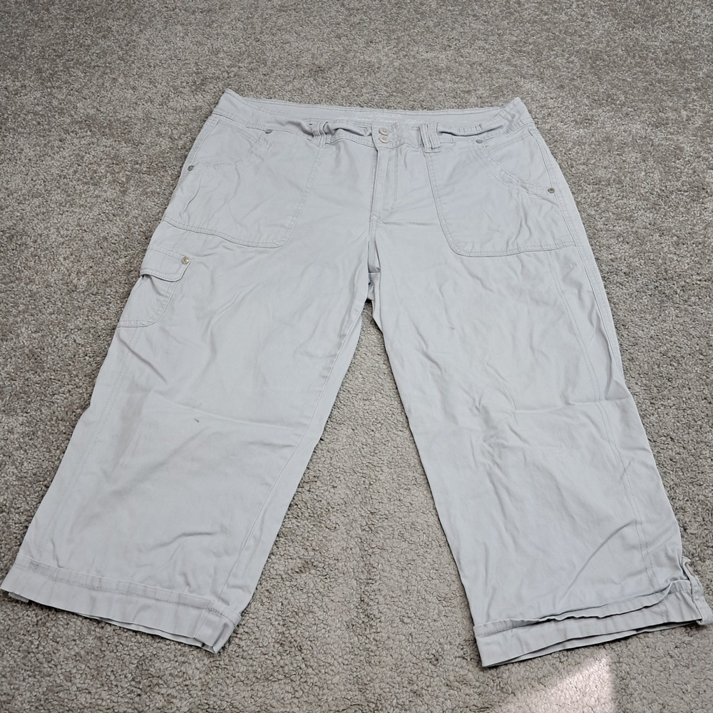 Gloria Vanderbilt Women 14 Gray All-Around Slimming Effect Capri Cargo Pants